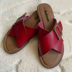 Refresh leather sandals